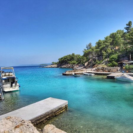 Holiday Hvar Lux Басина Экстерьер фото