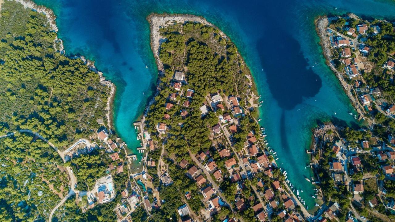 Holiday Hvar Lux Басина Экстерьер фото