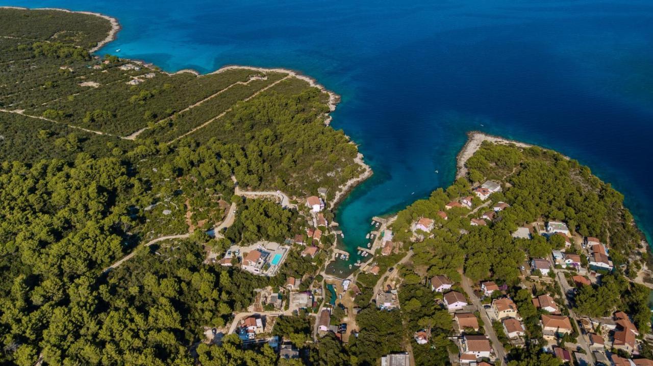 Holiday Hvar Lux Басина Экстерьер фото
