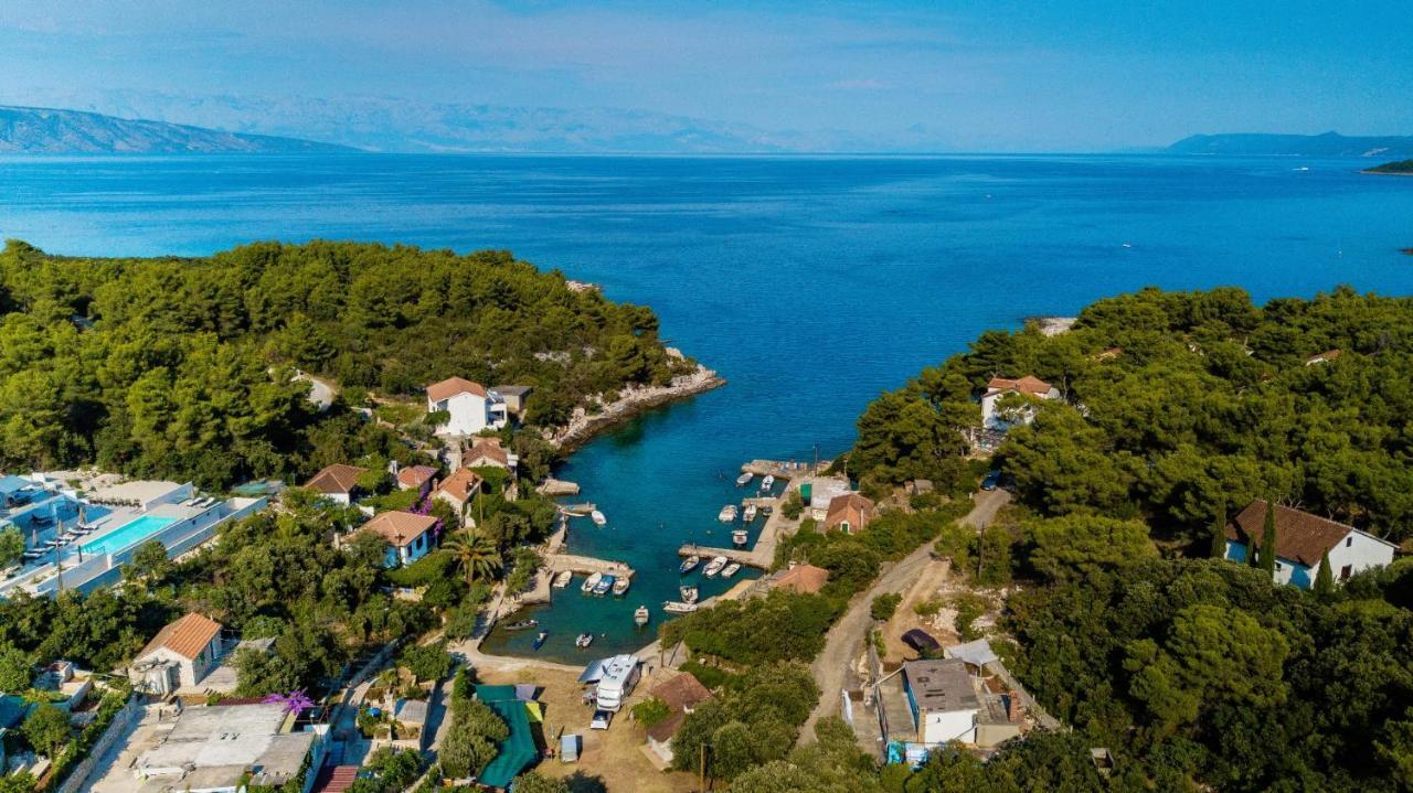 Holiday Hvar Lux Басина Экстерьер фото