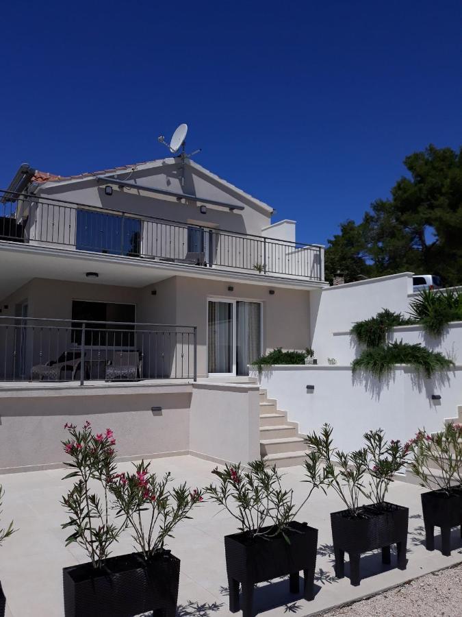 Holiday Hvar Lux Басина Экстерьер фото