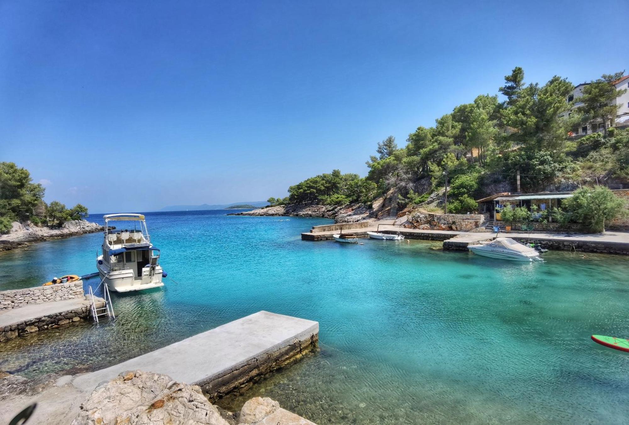 Holiday Hvar Lux Басина Экстерьер фото