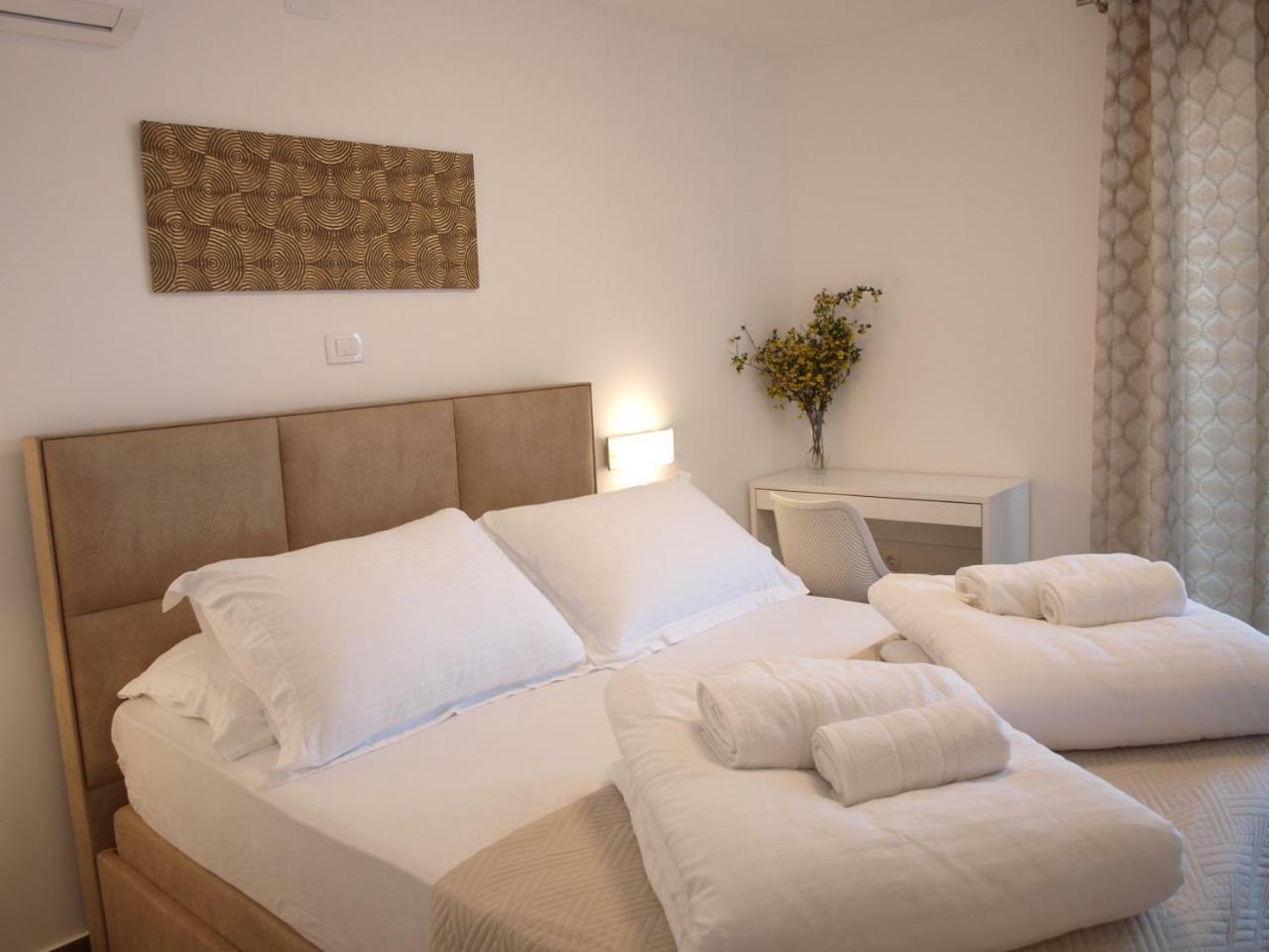 Holiday Hvar Lux Басина Экстерьер фото